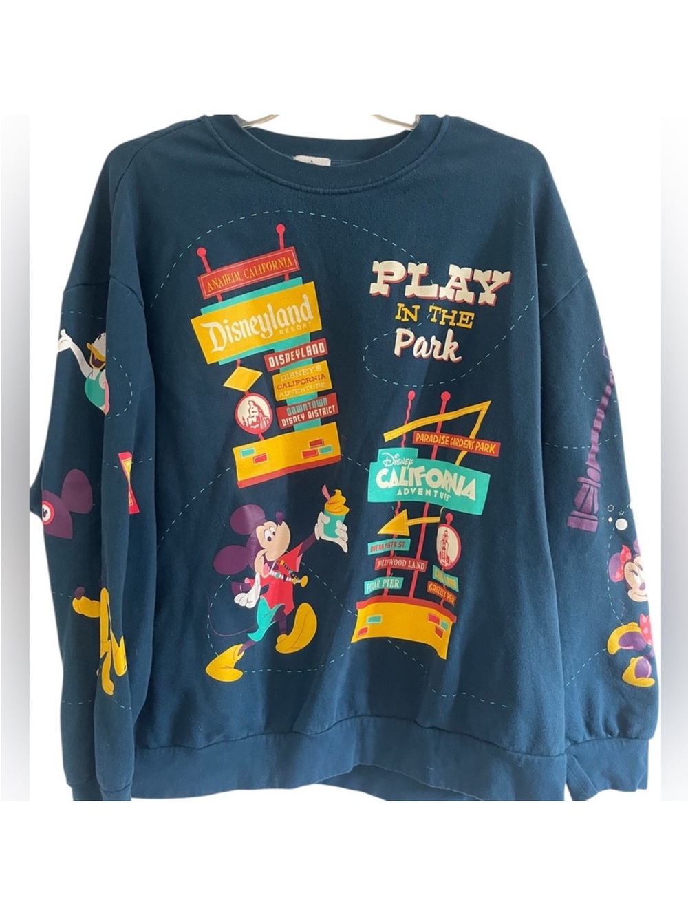 Disney
Disney Play At The Park Sweatshirt Size XXXL
